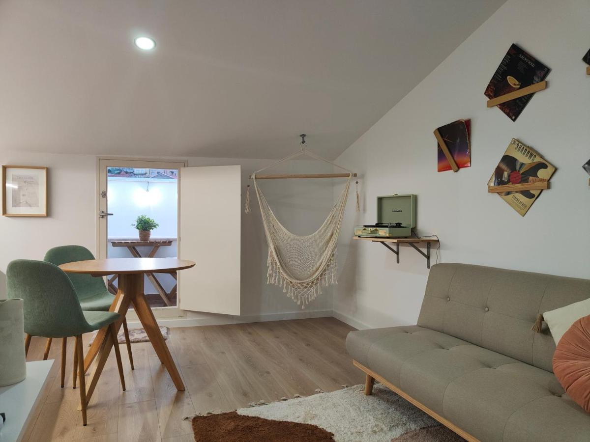 Wood Essence Apartment - Cozy Balcony Coimbra Esterno foto